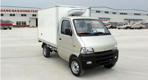 長(zhǎng)安輕型冷藏車(chē)