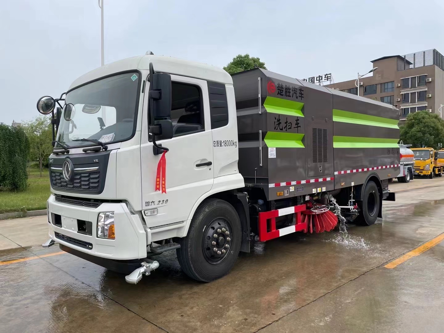 東風(fēng)天錦新款洗掃車