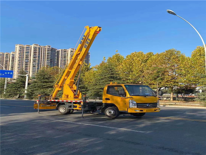 凱馬13.5米藍牌高空作業(yè)車