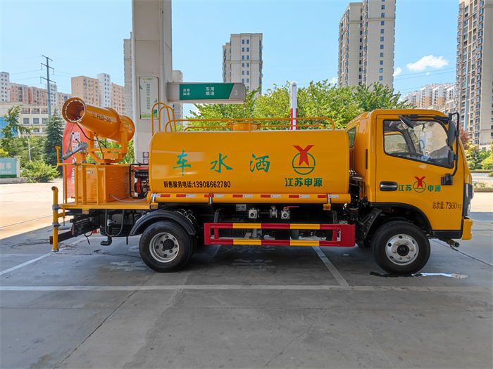 5方綠化噴灑車