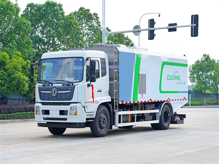 東風(fēng)天錦道路污染清除車(chē)